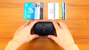 RFID บัตรเครดิต บางเฉียบ ID ผู้ถือบัตร ผู้ถือบัตรเครดิต