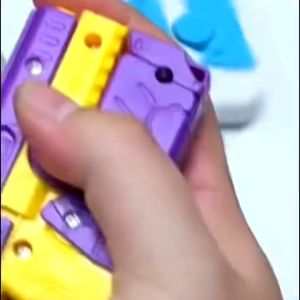 เล่น เด็ก คลาย รูปแบบยืดหด ปลอดภัย สีสวย พกพา พับได้ หมุนควง ขนาดเล็กน่ารัก