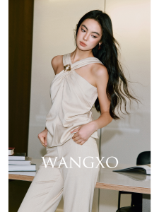 WANGXO | Bộ Áo Cổ Tréo Chống Nhăn Dễ Xếp Ly và Quần Tây Đen Mô Phỏng Jeans