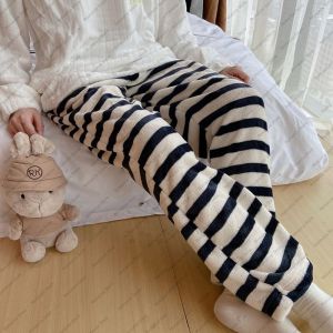 กางเกงนอนสำหรับผู้หญิง ฤดูใบไม้ร่วงและฤดูหนาว กางเกงขายาวผ้าสักหลาด กางเกงลำลองอุ่นสบาย กางเกงหลวมใส่ในบ้าน สามารถใส่ออกนอกบ้านได้