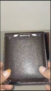 BAELLERRY OFFICIAL D9181 DOMPET UANG LIPAT PRIA TEBAL KULIT LEMBUT - BAELLERRY OUTLET