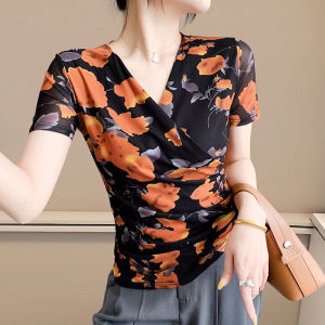 Yimei 2025 mùa hè xếp li chéo v-cổ hàng đầu thời trang tay ngắn lưới áo phông in hình thời trang ôm vừa và giảm béo xu hướng áo co giãn