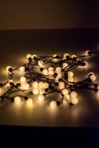 Đèn LED dây trang trí bóng tròn bi nhỏ 7m - 36 quả bóng trắng bi trắng D15 nhựa cao cấp đẹp