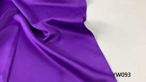 Selendang Satin Kedut Panjang 180x70 Hijab Elegan Selendang PRemium Hijab Sutera Murah Hati 色丁缎面光滑亮面丝巾头巾手巾180x70