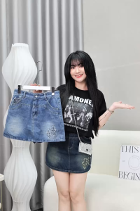 Chân Váy jeans Thêu LoGo Hottrend .Chân Váy Thời Trang Nữ Có Quần Bảo Hộ ms 188