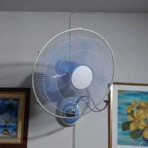 พัดลมโซล่าเซลล์ พัดลมติดผนัง 18" พัดลมติดผนังพลังงานแสงอาทิตย์ใบพัด18นิ้ว DC12v สามารถใช้ได้กับแผงโซล่าเซลล์12v21wโดยไม่มีแบตเตอรี่ ( พร้อมส่งจากไทย ) พัดลมโซล่าเซลล์ 12V พัดลมเพดาน - Lazada