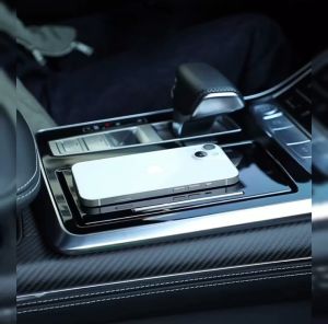 K10 ขาตั้งมือถือพกพาขนาดเล็ก ปรับได้อย่างอิสระ 360องศา พร้อมระบบสูญญากาศดูดแน่น แบบพับได้ใช้ได้ทั้งบนโต๊ะ รถยนต์