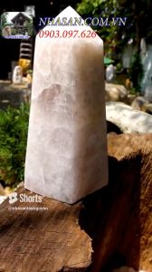 Trụ lục giác đá thạch anh hồng tự nhiên nguyên khối-3.52kg (KT: 21x12.5 (cm)-T610