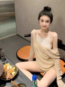 ความปรารถนาอันบริสุทธิ์ เสื้อสเวตเตอร์ถัก คอวี แขนกุด ดีไซน์ ผู้หญิง ฤดูใบไม้ร่วง แขนยาวแฟชั่น หนาขึ้น ประเภทท่อตรง