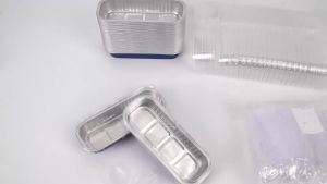 150Pcs Mini Cake Pans with Lids and Spoons 200ml Non-Stick Foil Baking Loaf Pans Rectangular Foil Bread Container for Kitchen