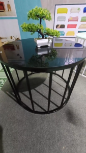 Bàn trà sofa - Bàn decor - Bàn đẹp giá rẻ - Khung sắt tĩnh điện mặt kính cường lực 60*45
