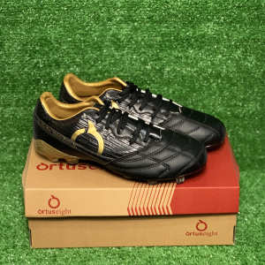 Sepatu Bola Ortuseight Hitam Merah: Desain Modern & Berkualitas Terbaru 2022