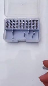 32 in 1 Multifunctional Screwdriver Set with 30 PCS Torx Phillips Magnetic Screw Driver Bits Hand Repair Tool for Phone Watch PC