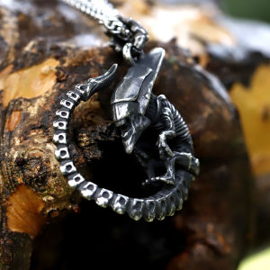 NEW 2022 New Arrvial Alien Necklace Pendant For Men Women Skull Punk Movie Special Design Jewelry free shipping 3 sold