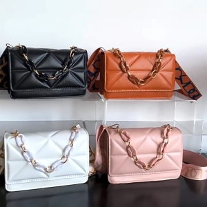 Shoulder Bag Large Capacity Women Female Fashion Casual Handbags Leather Crossobdy Clutch Flap Bag