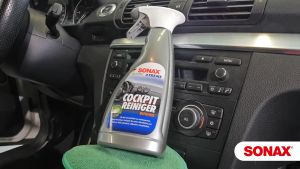Chai xịt khử mùi và làm sạch nội thất xe Interior Cleaner Xtreme Sonax 221241 500ml - Tốc Độ 247 Tẩy sạch vết bẩn cứng đầu sạch nhanh