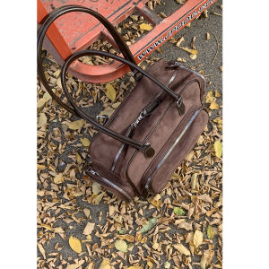 กระเป๋าถือหนังลูกกวาดลายเสือดาวย้อนยุคสำหรับผู้หญิง ฤดูใบไม้ร่วง/ฤดูหนาว 2024 กระเป๋าสะพายข้างแบบใหม่ทันสมัยขนาดใหญ่ กระเป๋าสะพายข้างแบบหนังลูกกวาด