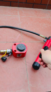 Kích Con Đội Thủy Lực FPY20 - Kích Lùn 20 Tấn Thân Cao 60mm Bảo Hành 6 Tháng