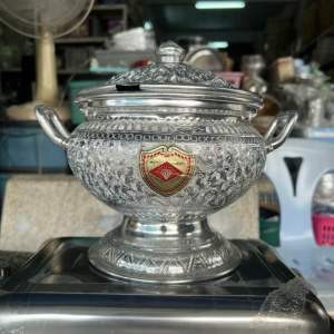 โถข้าวลายไทย อลูมิเนียม ลายไทย 22 ซม. ตราเพชร ไม่ลอกไม่ดำ มีหูจับ