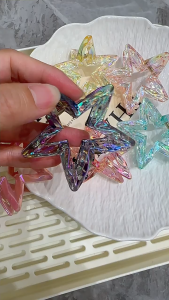 Jepit Bintang Hologram Glossy 4CM Wanita Korea Hair Clip Star Shinny Transparant Fashion Style Premium Aksesoris Rambut