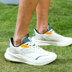 ERKE Lingyue 2 Mens Running Shoes Autumn and Winter New Soft-soled Shock-absorbing Running Shoes Breathable Lightweight Black Sports Shoes Men