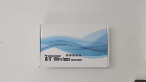 Wireless microphone microphone charging home audio amplifier sound system KTV live broadcast