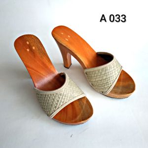 Kelom Hels Natural Kayu Selop Anyam Samak