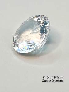 โคตรเพชร💎ธรรมชาติ (Quartz) ของแท้ 36.4ct ขนาด23 มิล สีขาว ไฟดี เนื้อสวยสะอาด