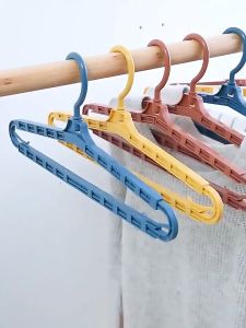 FinDee ไม้เเขวนเสื้อ ไม้แขวนเสื้อ ปรับ ยืด หด ได้ ไม้แขวนผ้าพลาสติก hanger