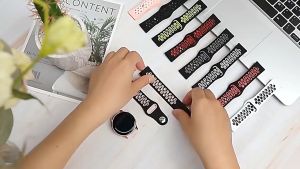 Samsung Galaxy Watch 20-22mm, สายนาฬิกา สายนาฬิกาซิลิโคน Nike สองสีกีฬากันเหงื่อและระบายอากาศ 23 กิโลทัวร์หรือขึ้นไป