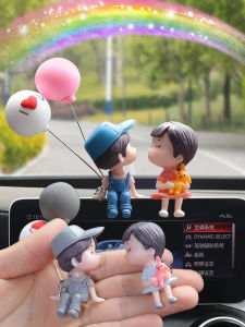 Cute Couple Car Dashboard Decoration Items Creative Interior Accessories Small Lovely Carriage Decorative Goods Collection