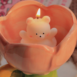 Jojos L PD Calcium Hand-Up Bear Gift Box Aromatic Candle Soy Wax Material Birthday Gift Universal for All Occasions And Spaces
