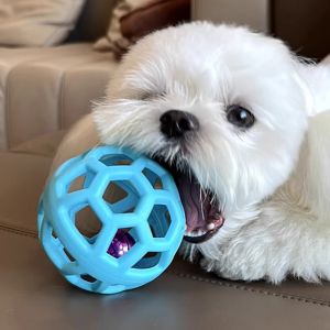 ลูกบอลเล่นกับสุนัขแบบมีเสียงพร้อมห่วงลูกกลิ้งสำหรับสุนัขขนาดเล็ก ลูกบอลสำหรับสุนัขแบบทนทานต่อการเคี้ยว ลูกบอลสำหรับสุนัขสำหรับเล่นกับสุนัข