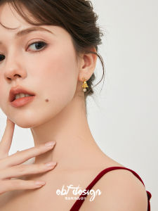 Elegant Hollow Gold Christmas Bell Ear Studs Delicate Fashion Jewelry Sweet Style Silver Craft for Women Fresh out New Year