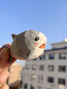 Healing Whale Carving Wooden Sculpture Cute Desktop Decoration Handmade Craft Small Shark Wooden Sculpture Desk Accessory