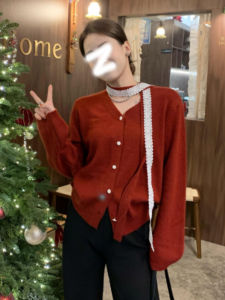 Retro Design Knitted Cardigan Top Womens Christmas Wear Autumn and Winter New Arrival Atmosphere Fashionable All-Matching Sweater