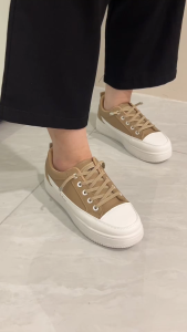 Dans X Lee Cooper Kasut Sneaker Wanita  – Hitam / Coklat Muda LCL-0226