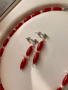 CAFFTI | Red Teardrop Resin Tassel Earrings