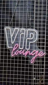 40 x 50 x 1.5 cm ป้ายไฟนีออน หน้าร้าน ป้ายไฟตัวอักษร ตกแต่งหน้าร้าน สร้างความโดดเด่นให้ร้านคุณ การผ่าตัดคุณเล่น การสร้างความงามใ