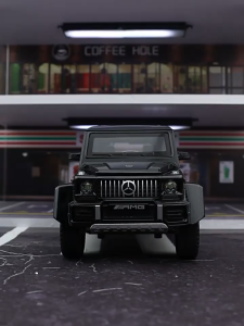 Mercedes Benz G63 Die Casting Model Car Alloy Car Sound and Light Return Toy Car Childrens Gift