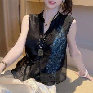 Shalldoer | Chinese Style Heavy Embroidery Sleeveless Top Waist-Tying