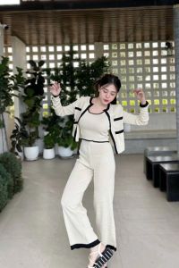 ชุดเซ็ตเสื้อกล้าม + กางเกงขายาว พร้อมเสื้อคลุมแขนยาว 🎀 เนื้อผ้าไหมพรมนืด นุ่ม ผ้ายืดตามตัว รุ่น หลังคา