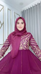 Hindi Rasia - Pakaian Wanita Gamis HIJAB & TANPA HIJAB Burgundy Bordir Mix Cruty Ld 110-115 Pb 140