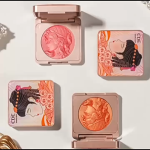 บลัชออนเนื้อฉ่ำวาว บลัชออนเจ้าหญิง ปัดแก้ม บลัชออน เม็ดสีแน่น สีสวย เนื้อฉ่ำวาว ขนาดพกพา มีกระจกให้ในตลับเนื้อชิมเมอร์ ฉ่ำวาว วิ้งๆ เนื้อดินน้ำมัน