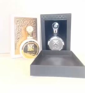 Fakhre Lattafa by Lattafa Black and White 100ML is a captivating fragrance that combines fresh and floral notes to create a light and airy scent. It is perfect for those who enjoy a delicate and elegant perfume.