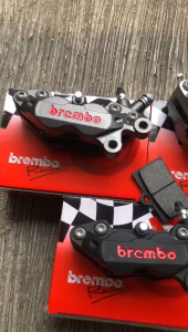 Kaliper Big Pot Axial 4p / 4 Piston Big Pot Bahan Babet Kaliper Kanan Free Kampas Cadangan 2set