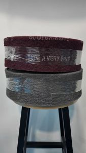 3M 7447 7448 ScotchBrite ม้วนใยขัดสก๊อตไบรต์ สีเทา สีแดง (4นิ้วx10 หลา)