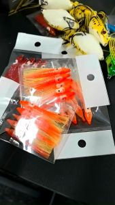 5 PCS/tas 5-12cm 20 Warna Cumi-cumi Bercahaya untuk Umpan Pancing Karet Lembut Hoochies Gurita Cumi-cumi Rok Umpan Air Laut untuk Ikan Bass Tuna