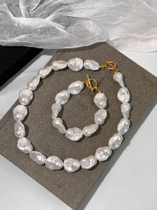 Retro Baroque Pearl Necklace Womens OT Buckle Asymmetrical French Style Layering Clavicle Chain Bracelet Sweater Chain