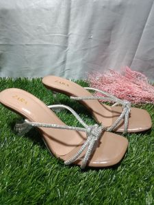 Sandal Hels wanita Hak kaca Terbaru
